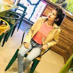 Meet your Posher, Priya